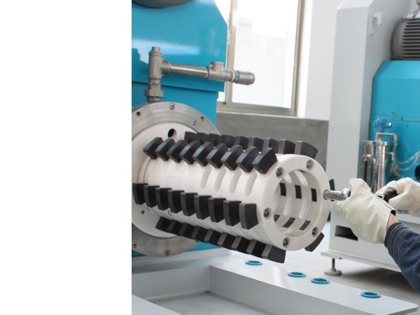 麻豆视频免费在线播放裝配員工風采